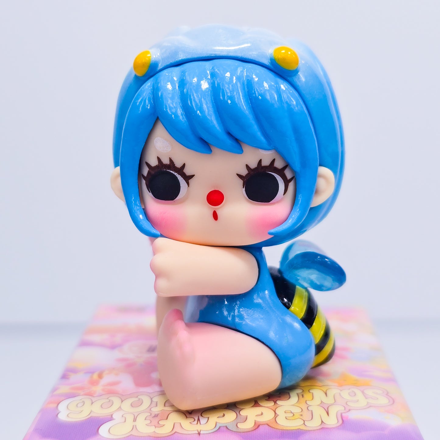 LIILA Good Things Happen Hug of Love Bean Blind Box Confirmed Style