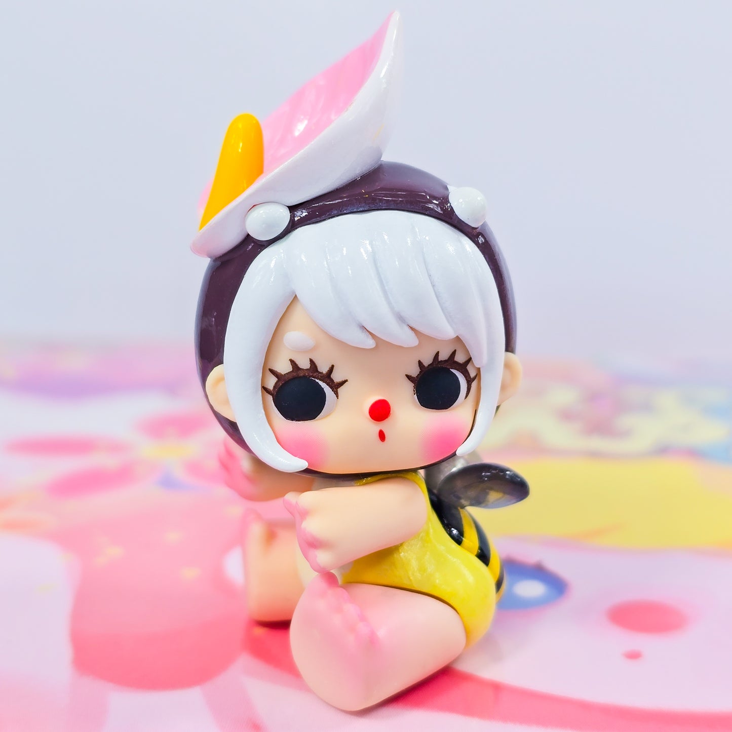 LIILA Good Things Happen Hug of Love Bean Blind Box Confirmed Style