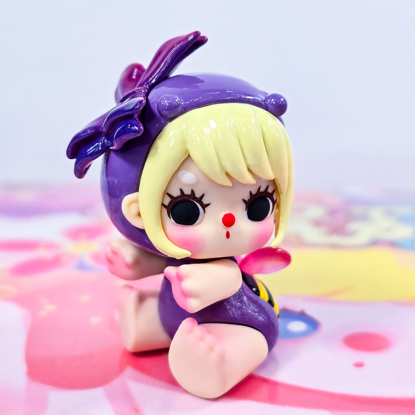 LIILA Good Things Happen Hug of Love Bean Blind Box Confirmed Style