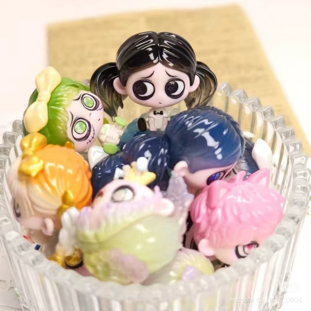 Kiki Sitting in a Row Mini Blind Bag Confirmed Style – WatermelonPiggy