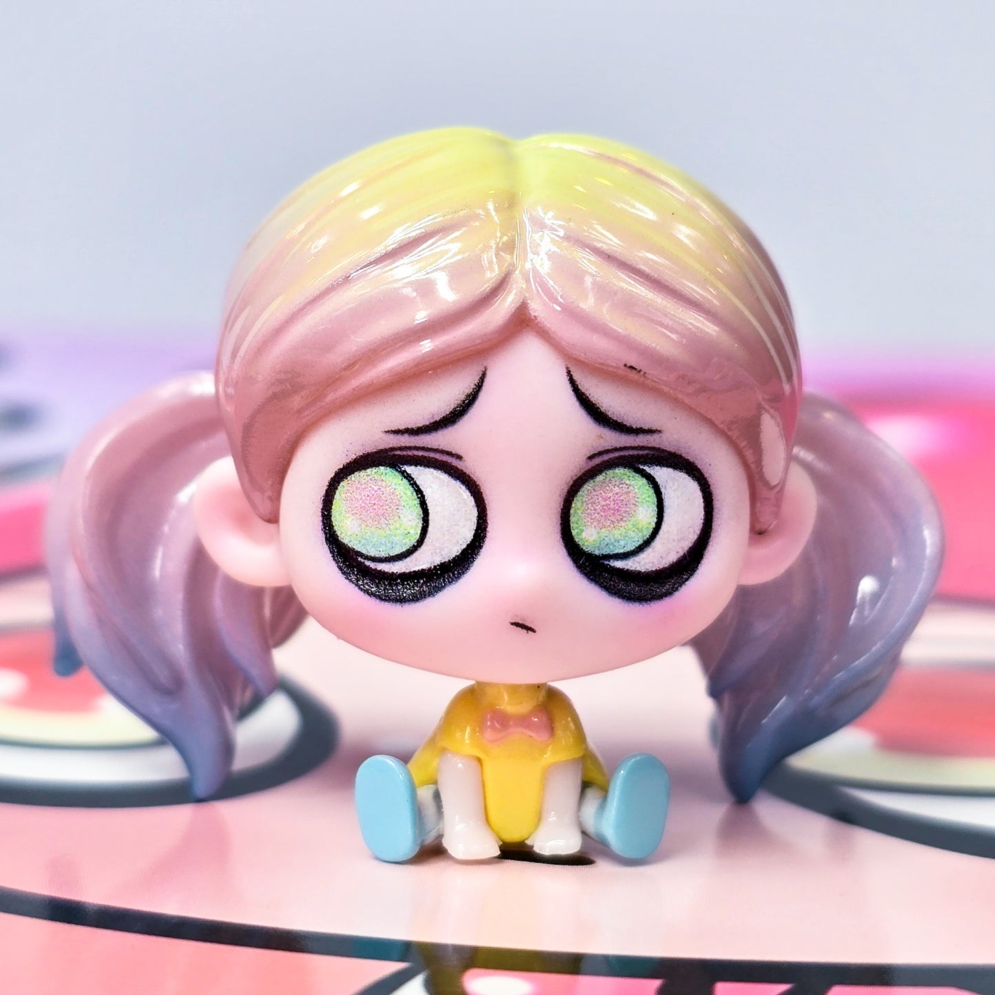 Kiki Sitting in a Row Mini Blind Bag Confirmed Style