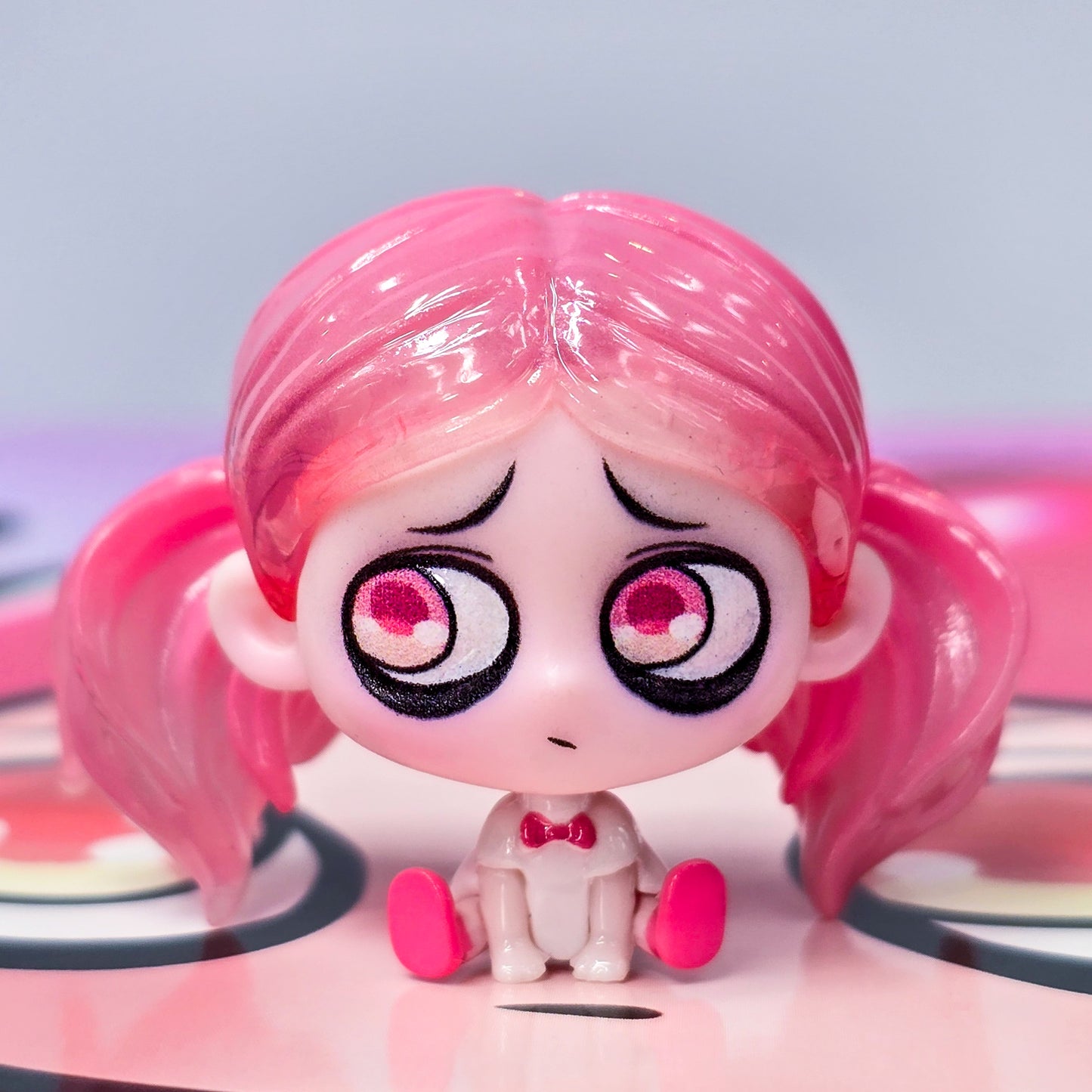 Kiki Sitting in a Row Mini Blind Bag Confirmed Style