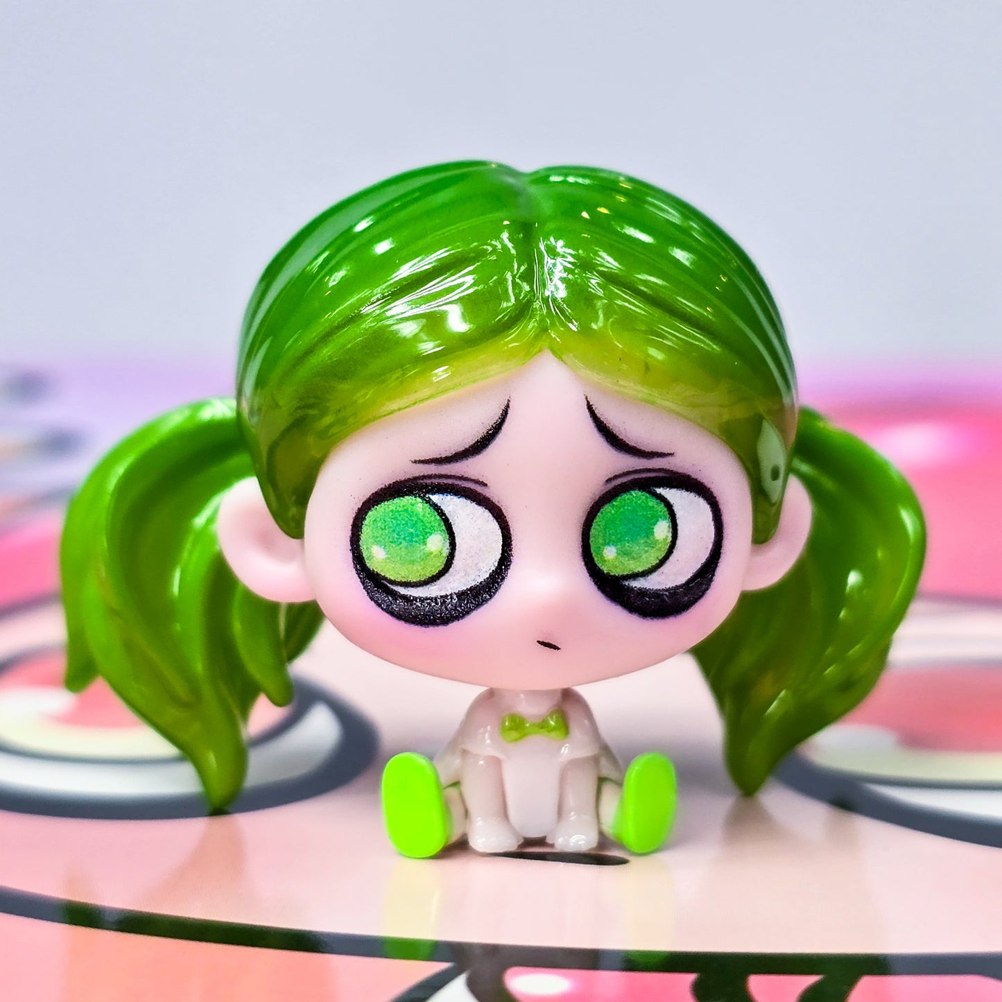 Kiki Sitting in a Row Mini Blind Bag Confirmed Style