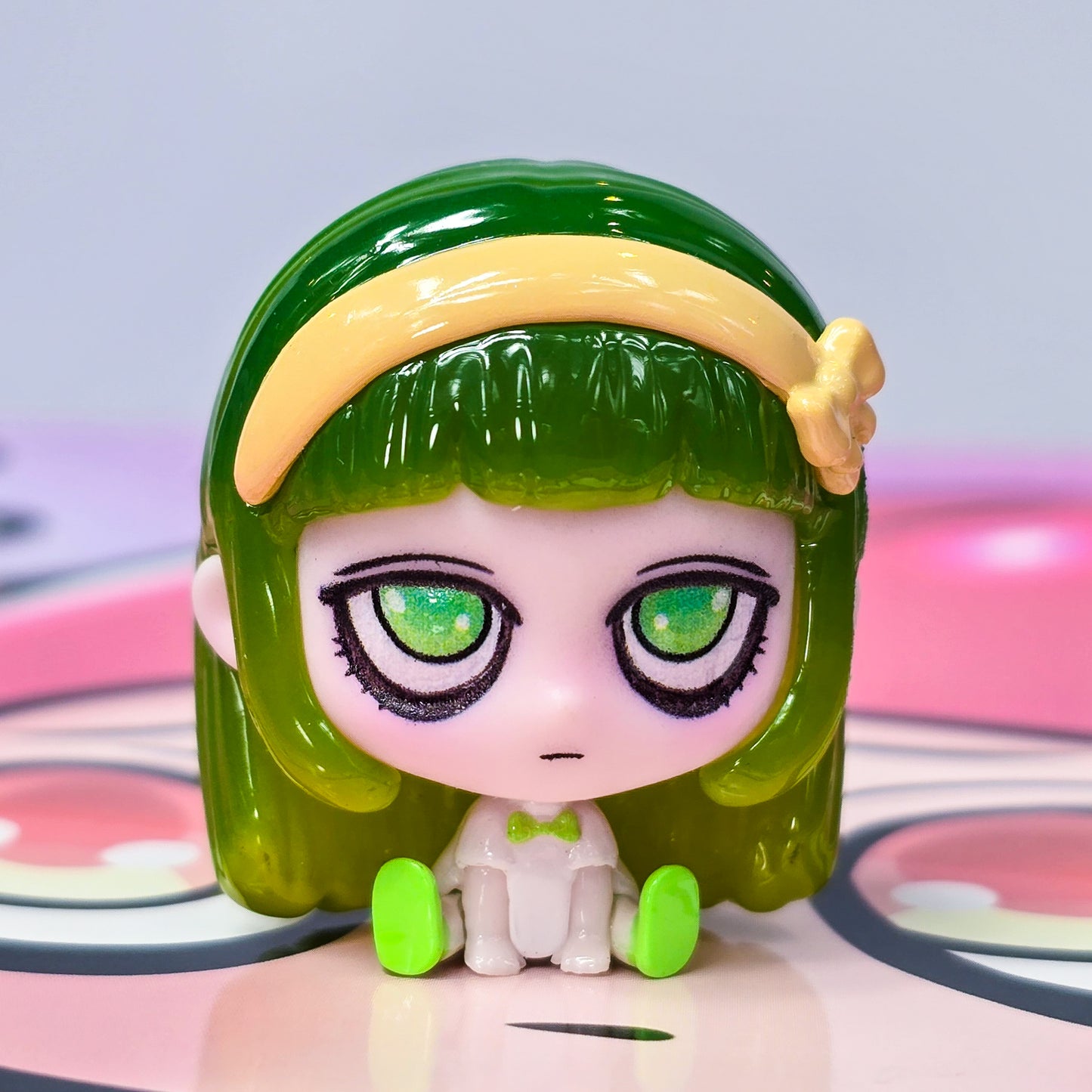 Kiki Sitting in a Row Mini Blind Bag Confirmed Style