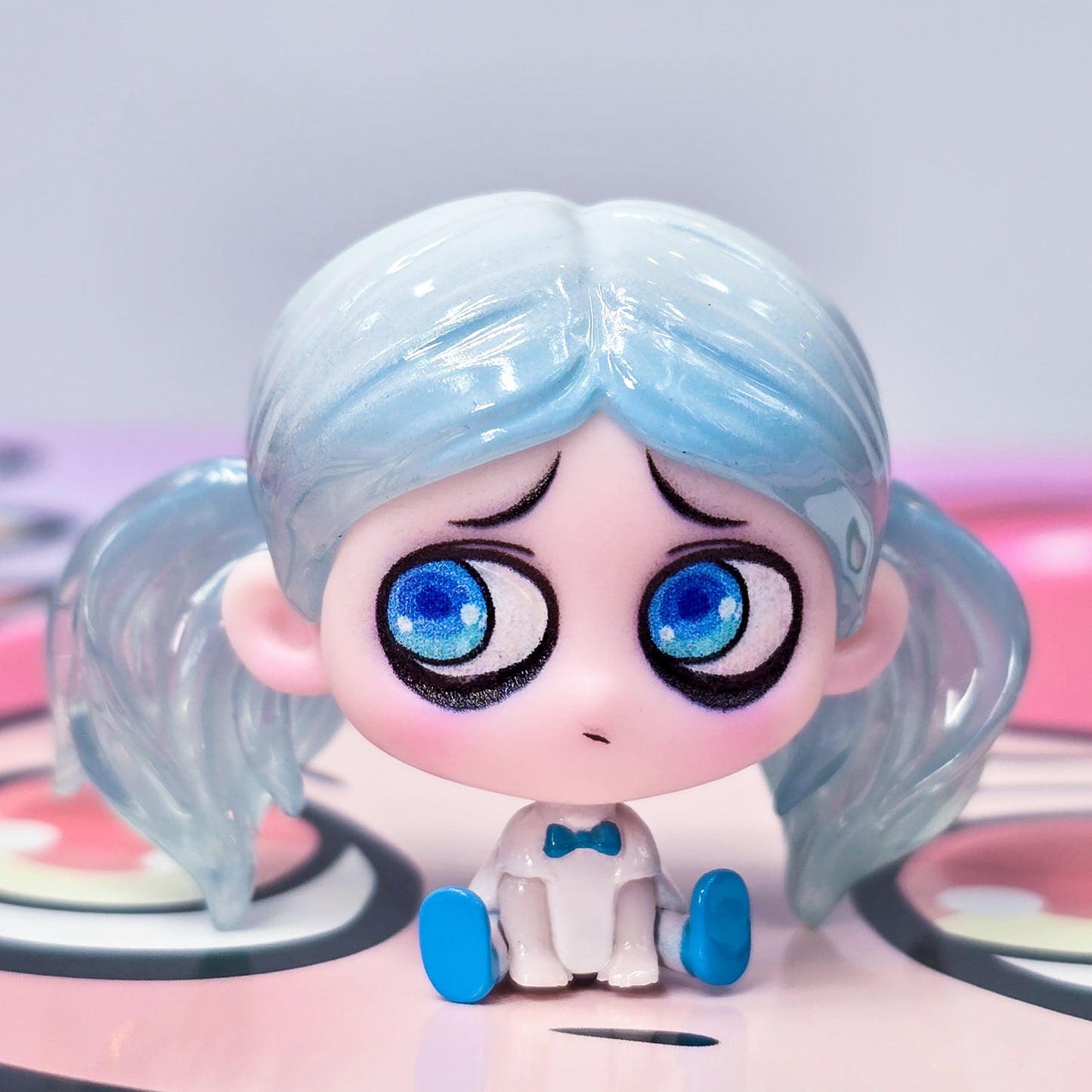 Kiki Sitting in a Row Mini Blind Bag Confirmed Style