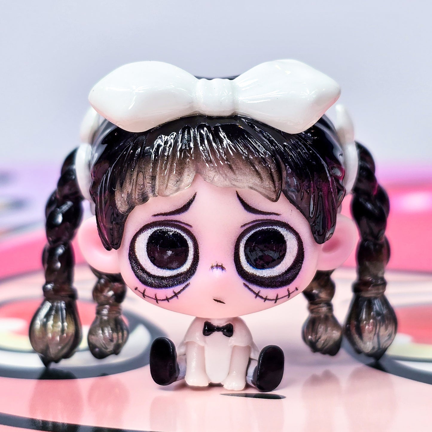 Kiki Sitting in a Row Mini Blind Bag Confirmed Style